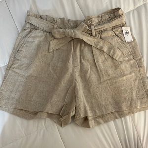 Old Navy High Waist Belted Linen Shorts - Size 6
